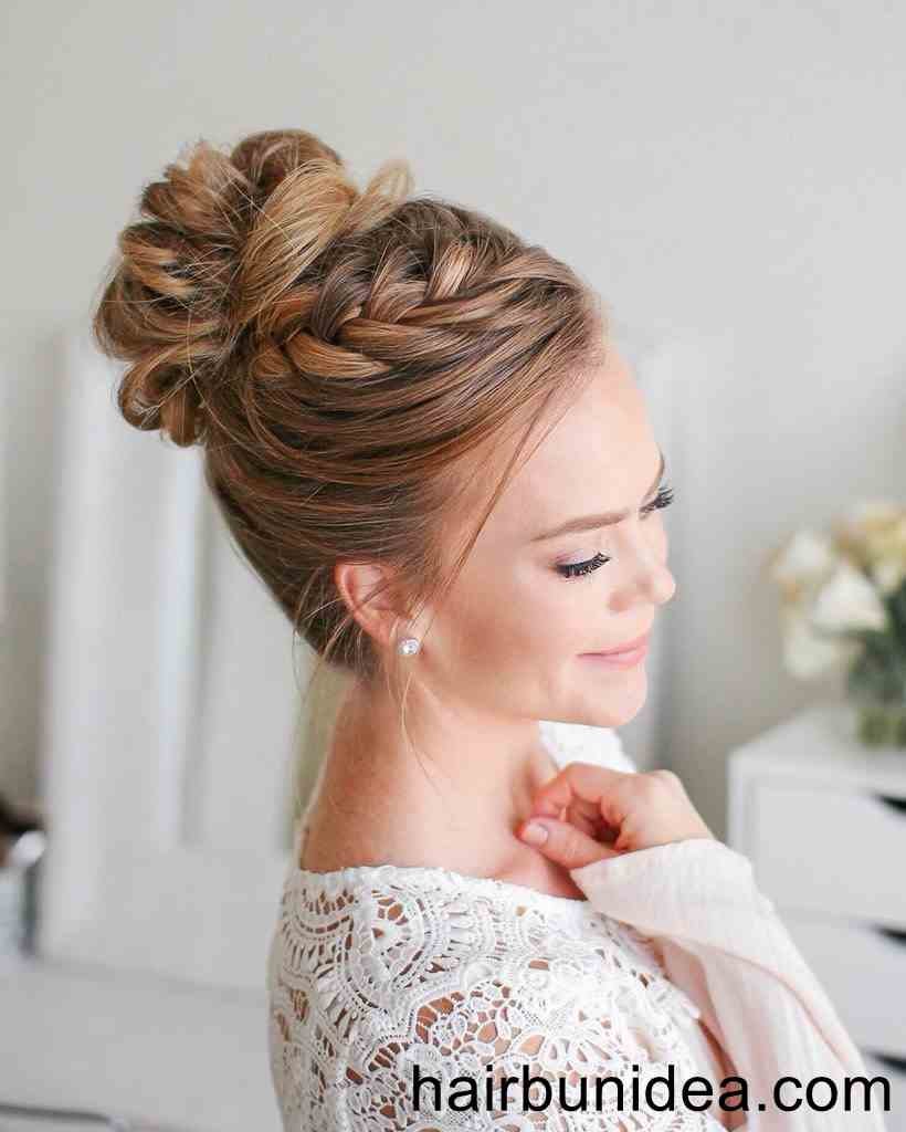 Trending Bridal Hair Buns