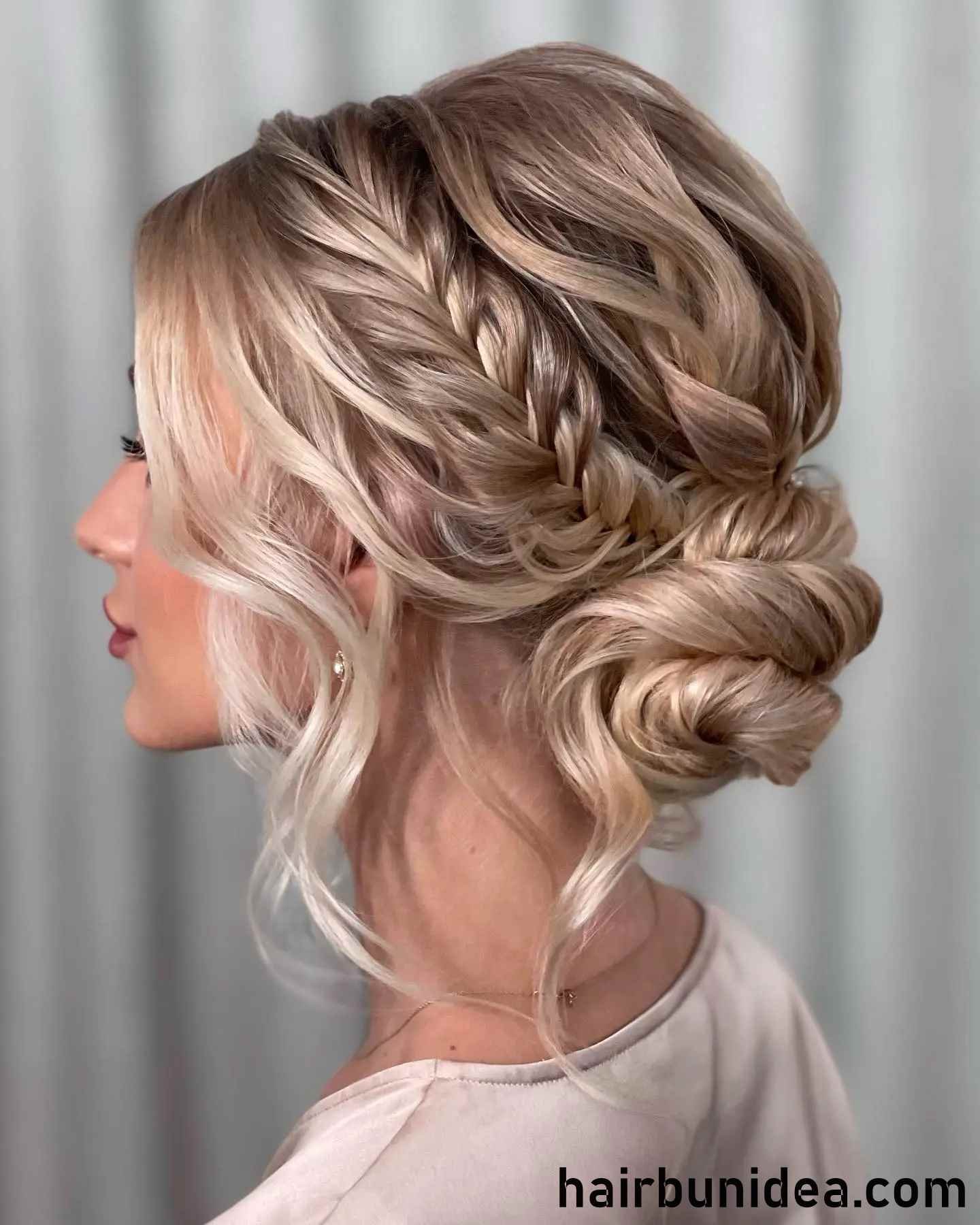 Gorgeous Braided Hair Bun Hairstyle Ideas